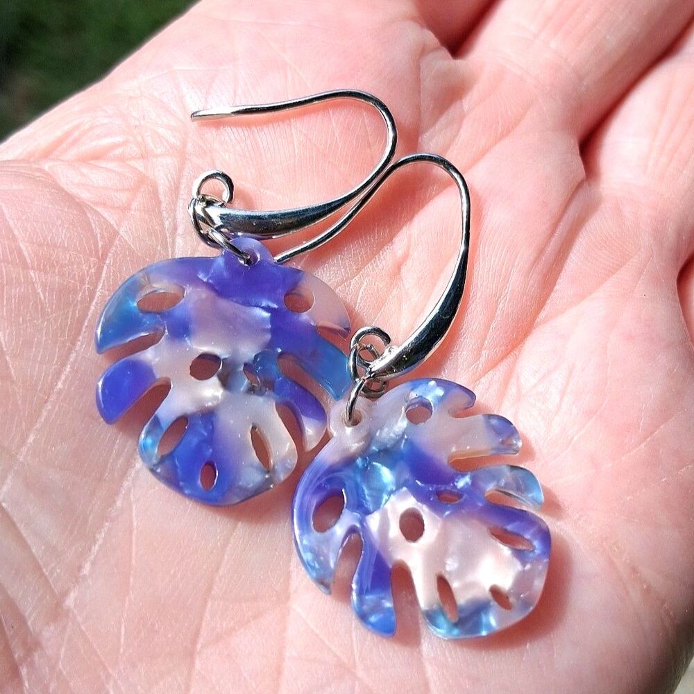 486 Acrylic Blue Palm Leaf Earrings Silver Fish Hooks